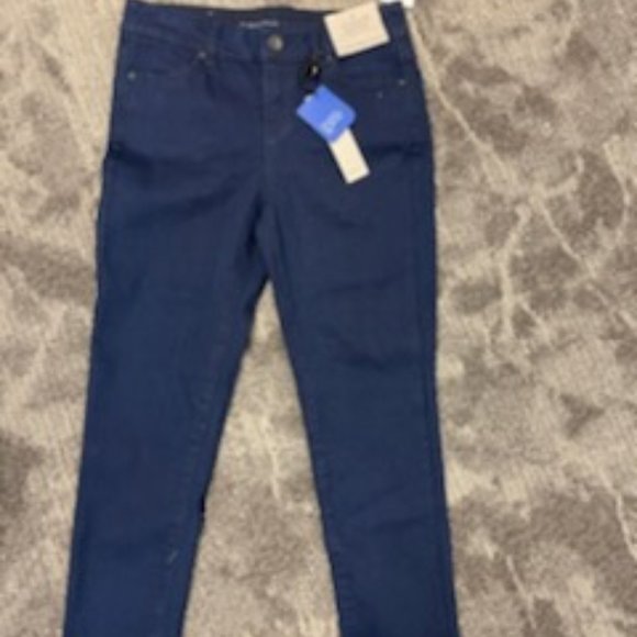 BRAND NEW PAIR OF CALVIN KLEIN ULTIMATE SKINNY STRETCH DARK RINSE JEANS SIZE 8 - Picture 1 of 6